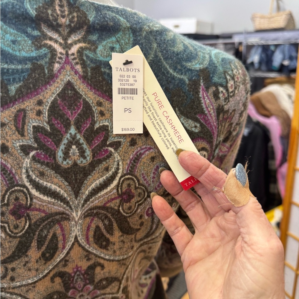 Talbots cashmere sweater, size small petite. - Picture 6 of 14